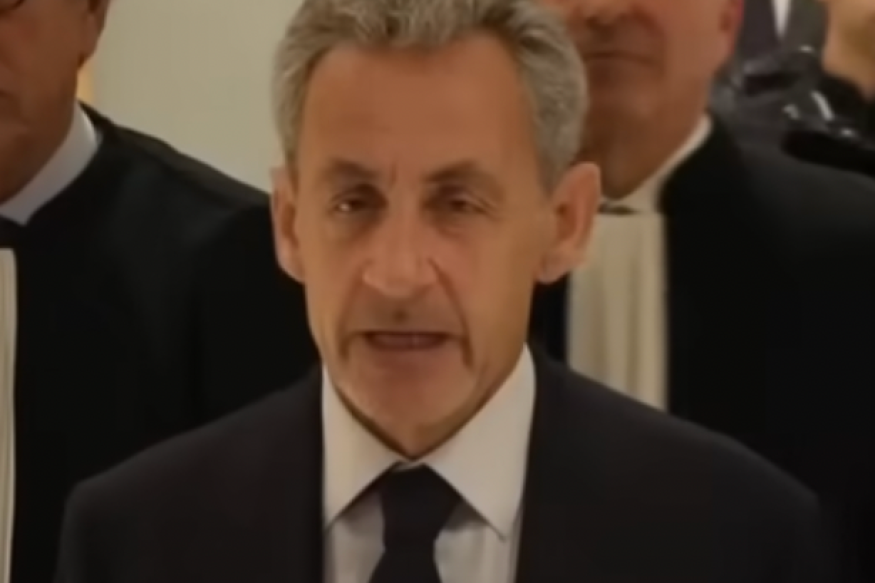 Nicolas Sarkozy condamné à cinq ans d'emprisonnement pour association de malfaiteurs dans l'affaire du financement libyen de sa campagne de 2007